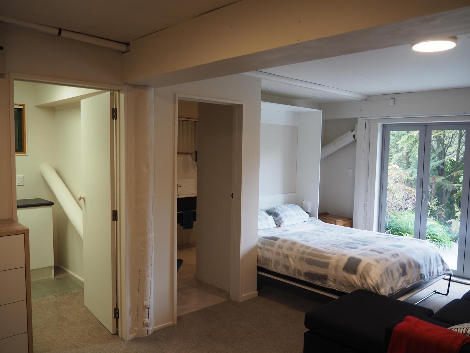 Uniqueness Hotel ตาอูรังกา ภายนอก รูปภาพ