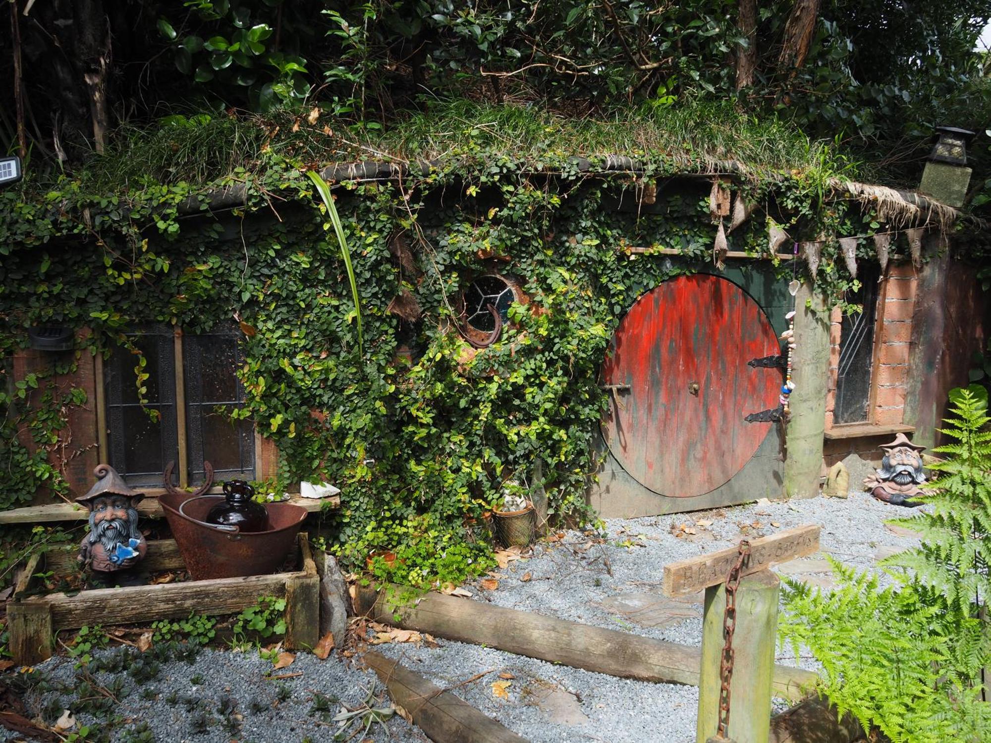 Uniqueness Hotel ตาอูรังกา ภายนอก รูปภาพ